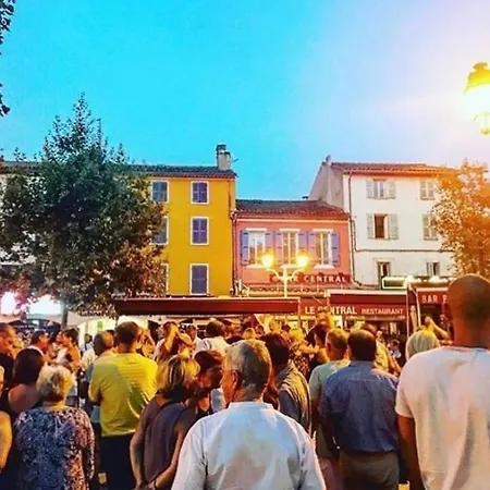 アパート Un,deux,trois...soleil